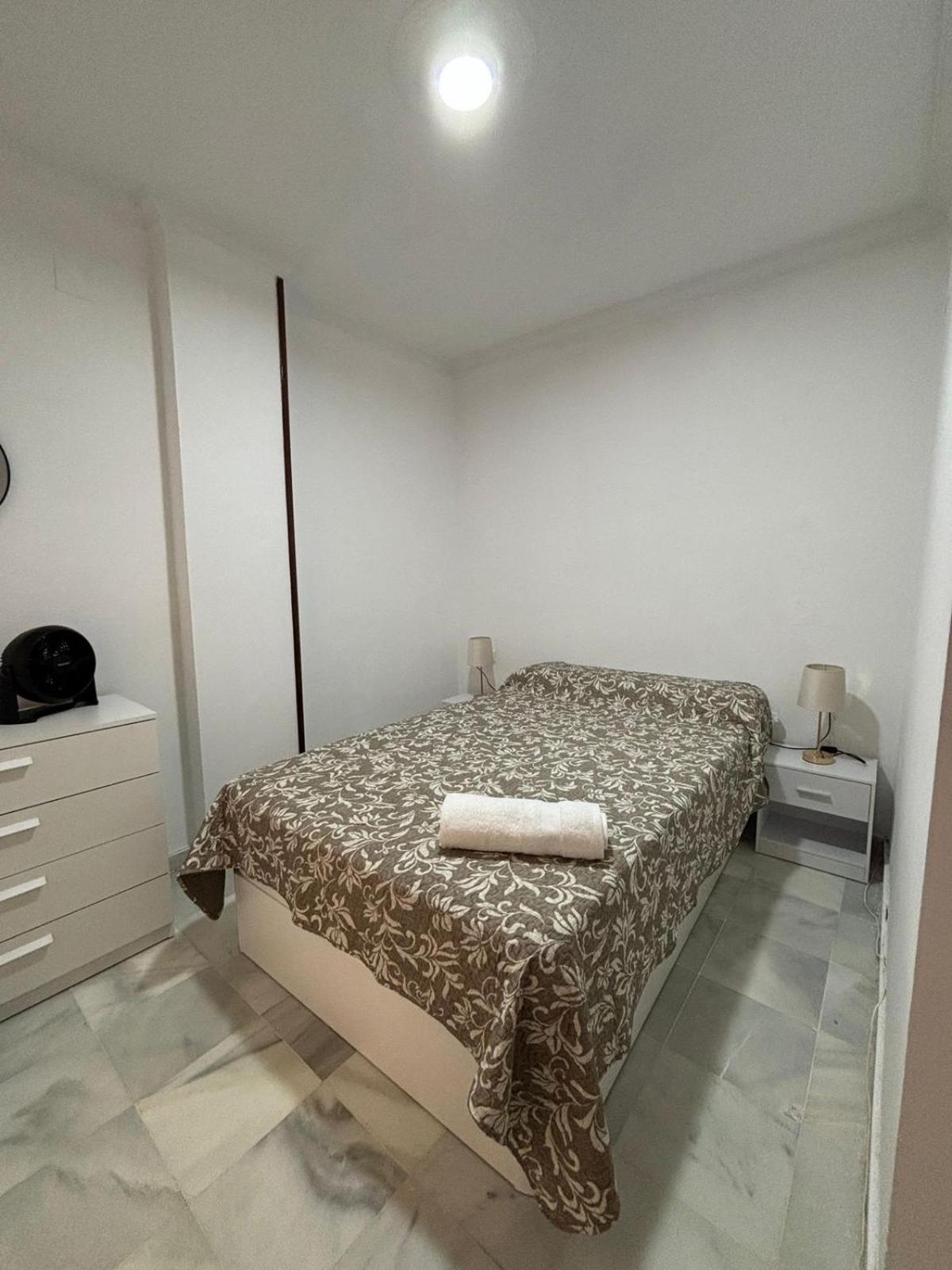 Amplio Piso Centrico Apartment Huelva Exterior photo